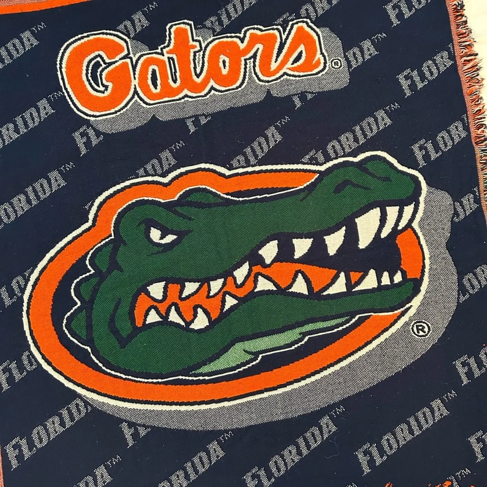 Vintage Northwest Company University of Florida logo blue and orange tapestry